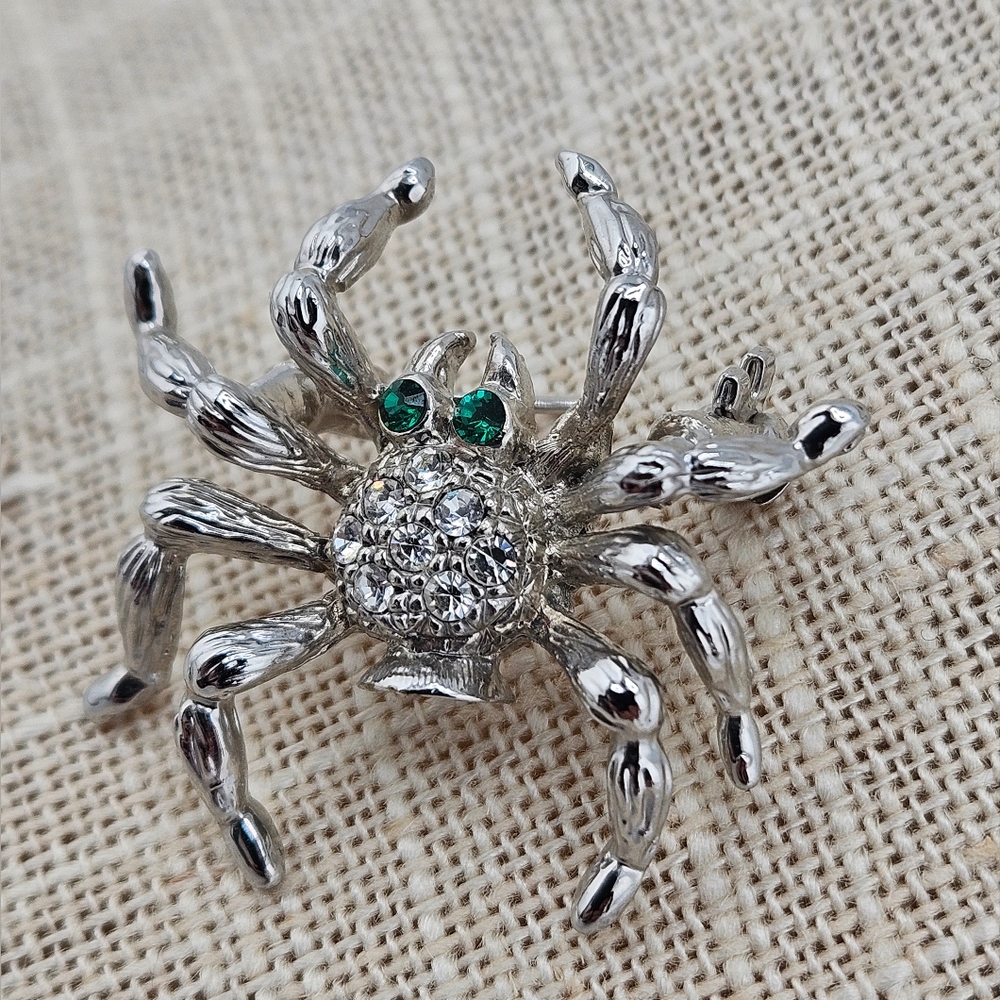 Rhinestone Spider Brooch Pin Green Eyes 70s VTG